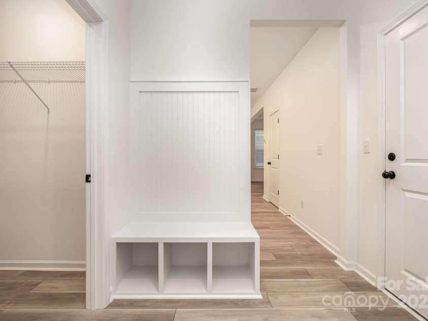 3035 Breslin Street, Charlotte, NC 28214.  MLS# CAR4277327, YatesRealty ID 25775. 