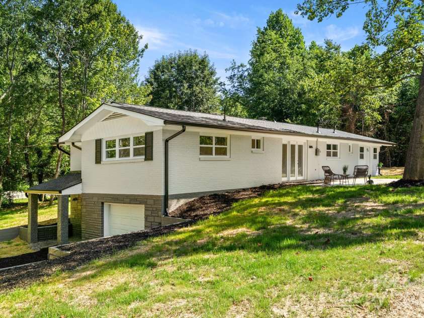 6672 Brevard Road, Etowah, NC 28729.  MLS# CAR4281090, YatesRealty ID 25779. 