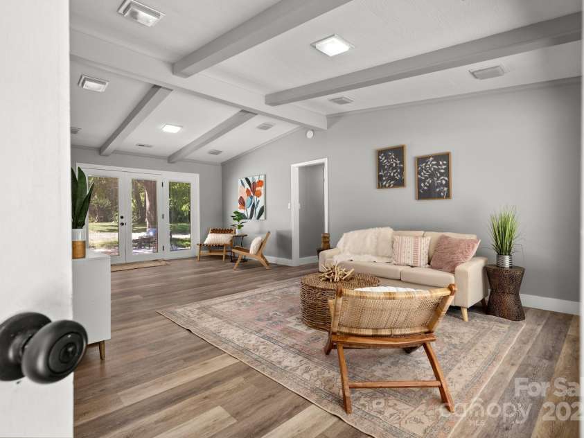 6672 Brevard Road, Etowah, NC 28729.  MLS# CAR4281090, YatesRealty ID 25779. 