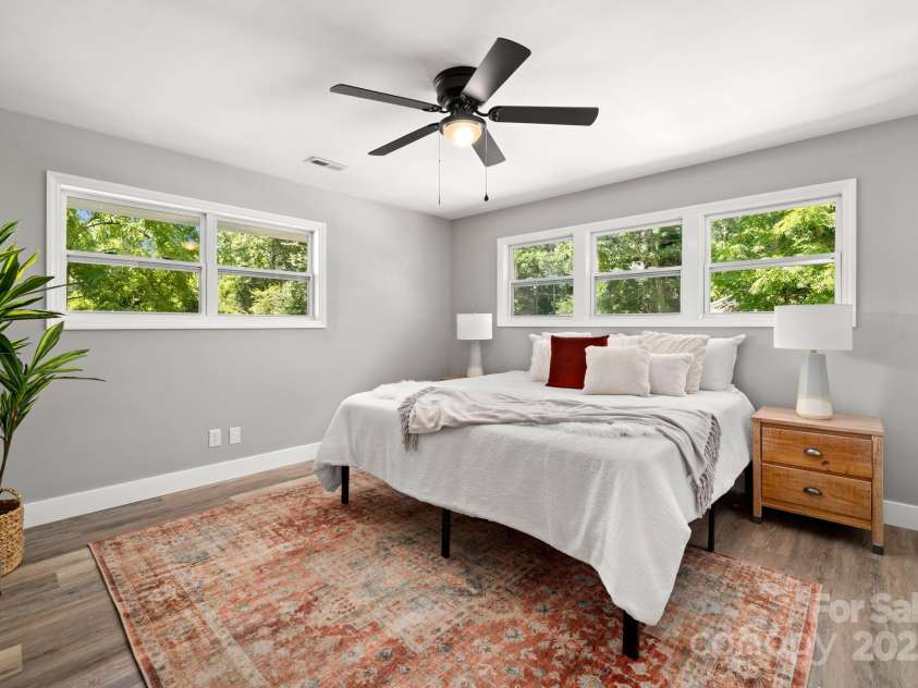 6672 Brevard Road, Etowah, NC 28729.  MLS# CAR4281090, YatesRealty ID 25779. 