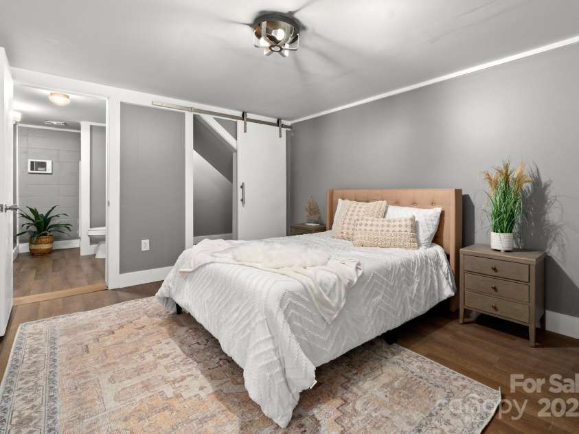 6672 Brevard Road, Etowah, NC 28729.  MLS# CAR4281090, YatesRealty ID 25779. 