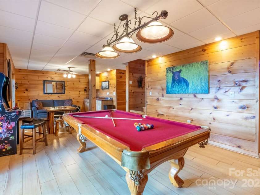 43 Stone Hill Trail, Maggie Valley, NC 28715.  MLS# CAR4281191, YatesRealty ID 25780. 