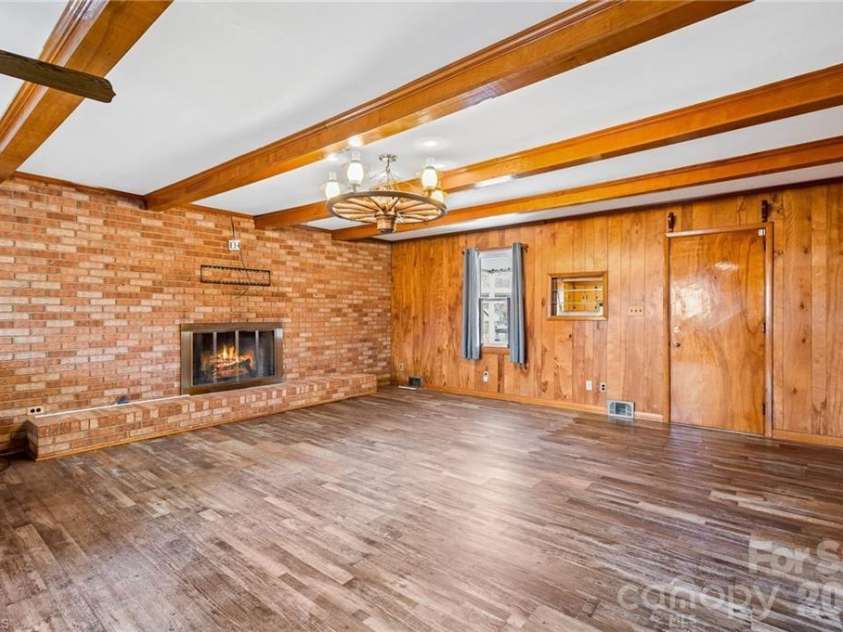 165 Lakeview Church Road, Linwood, NC 27299.  MLS# CAR4387110, YatesRealty ID 25781. 