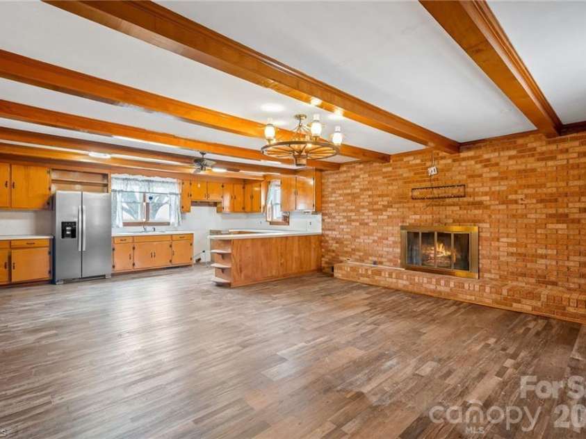 165 Lakeview Church Road, Linwood, NC 27299.  MLS# CAR4387110, YatesRealty ID 25781. 