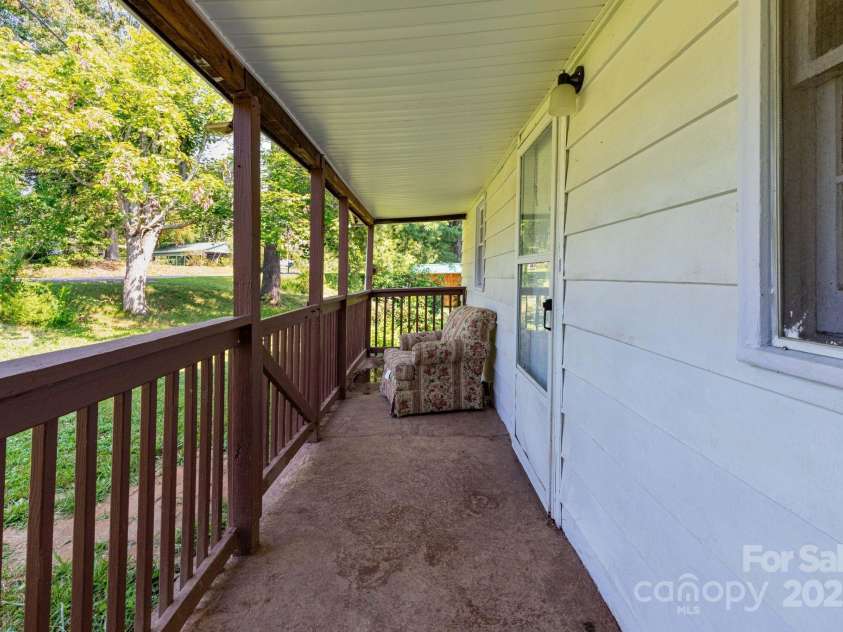 93 Eller Ford Road, Weaverville, NC 28787.  MLS# CAR4279902, YatesRealty ID 25782. 