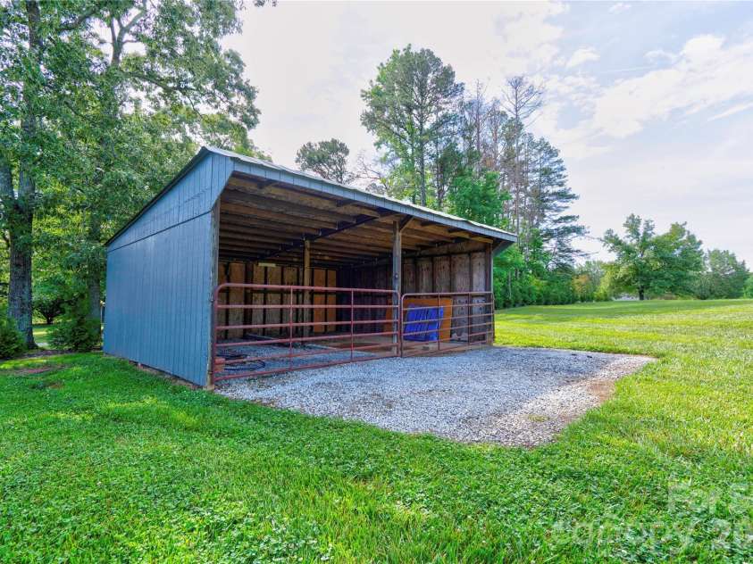 505 Stagecoach Trail, Lawndale, NC 28090.  MLS# CAR4387137, YatesRealty ID 25785. 2 Stall Barn