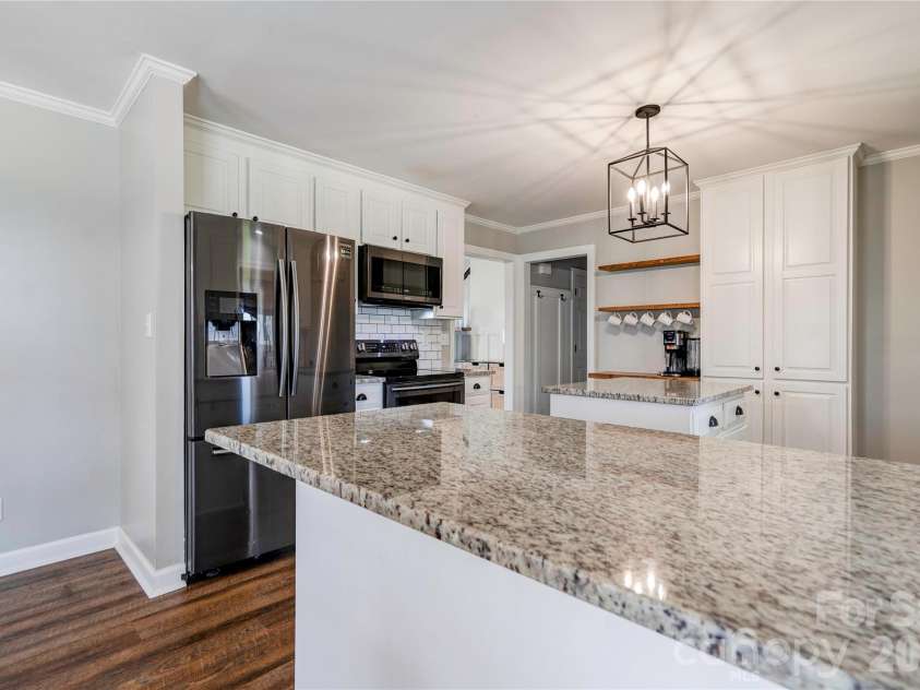505 Stagecoach Trail, Lawndale, NC 28090.  MLS# CAR4387137, YatesRealty ID 25785. Kitchen