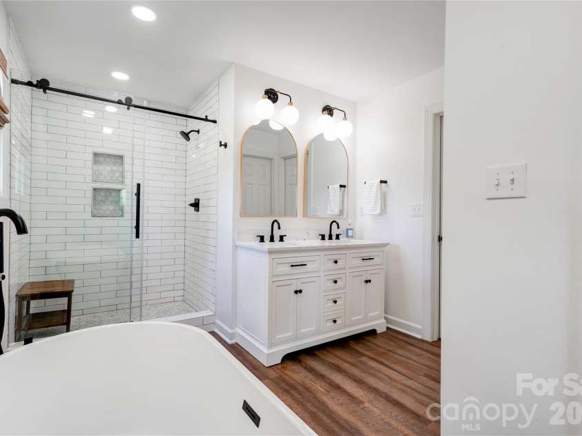 505 Stagecoach Trail, Lawndale, NC 28090.  MLS# CAR4387137, YatesRealty ID 25785. Primary Bathroom