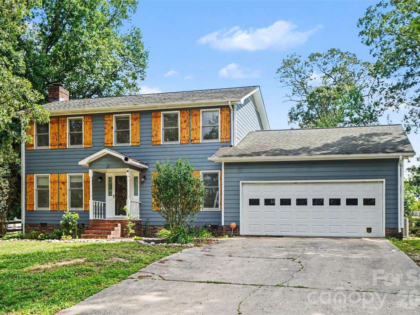 2816 Wilkshire Drive, Shelby, NC 28150.  MLS# CAR4386668, YatesRealty ID 25788. 