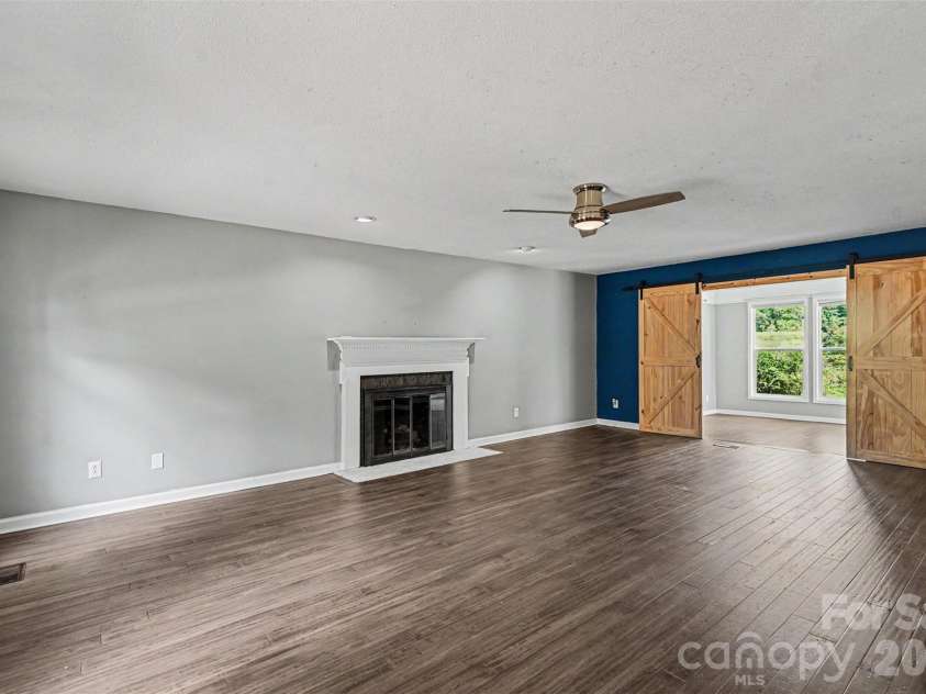 2816 Wilkshire Drive, Shelby, NC 28150.  MLS# CAR4386668, YatesRealty ID 25788. 