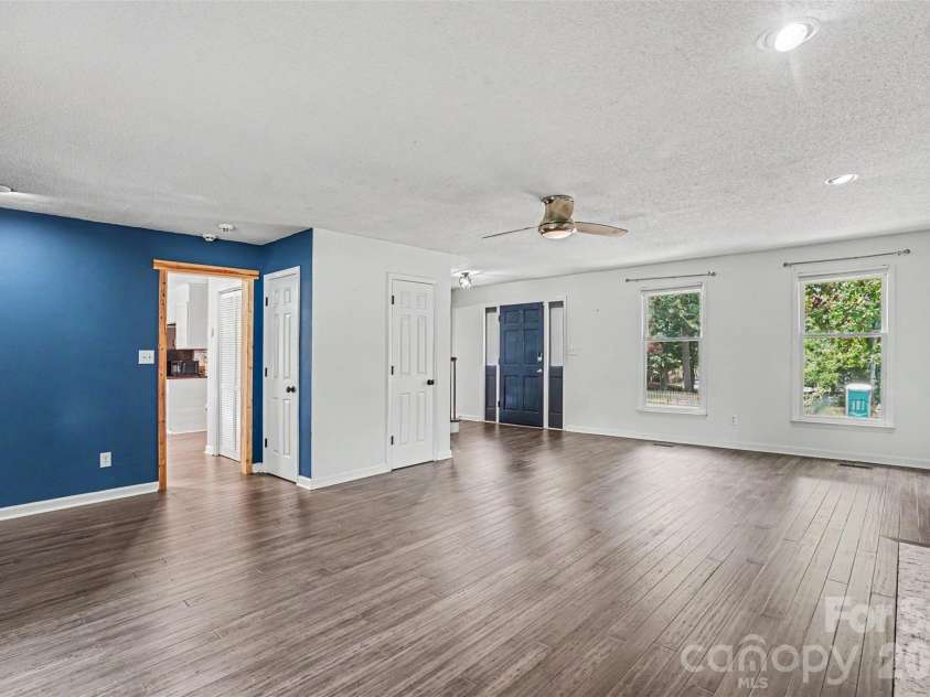 2816 Wilkshire Drive, Shelby, NC 28150.  MLS# CAR4386668, YatesRealty ID 25788. 