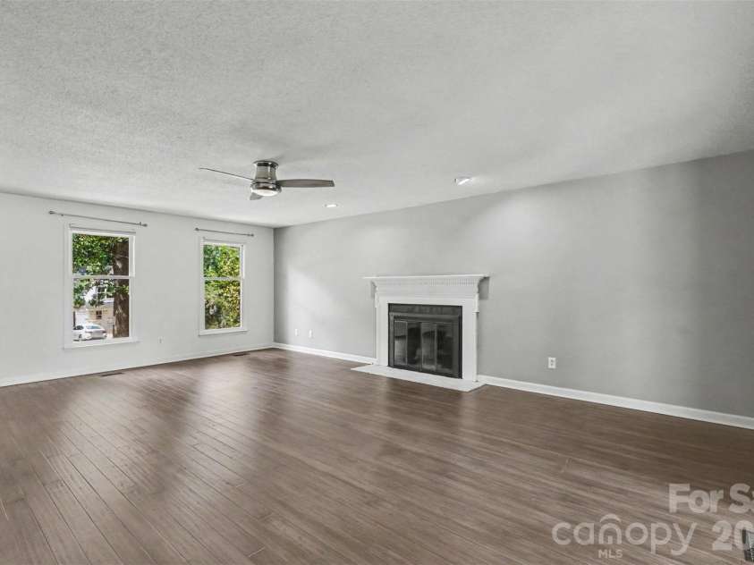 2816 Wilkshire Drive, Shelby, NC 28150.  MLS# CAR4386668, YatesRealty ID 25788. 