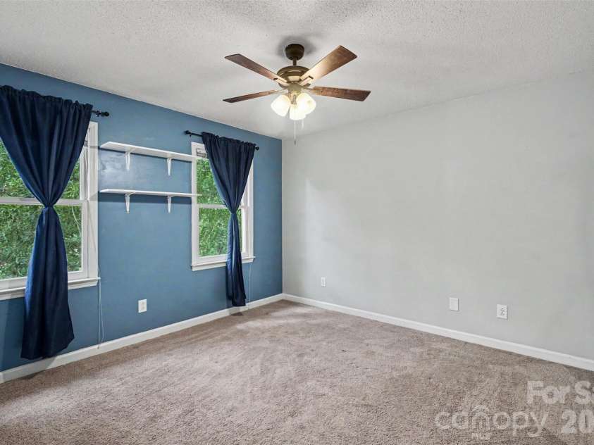 2816 Wilkshire Drive, Shelby, NC 28150.  MLS# CAR4386668, YatesRealty ID 25788. 