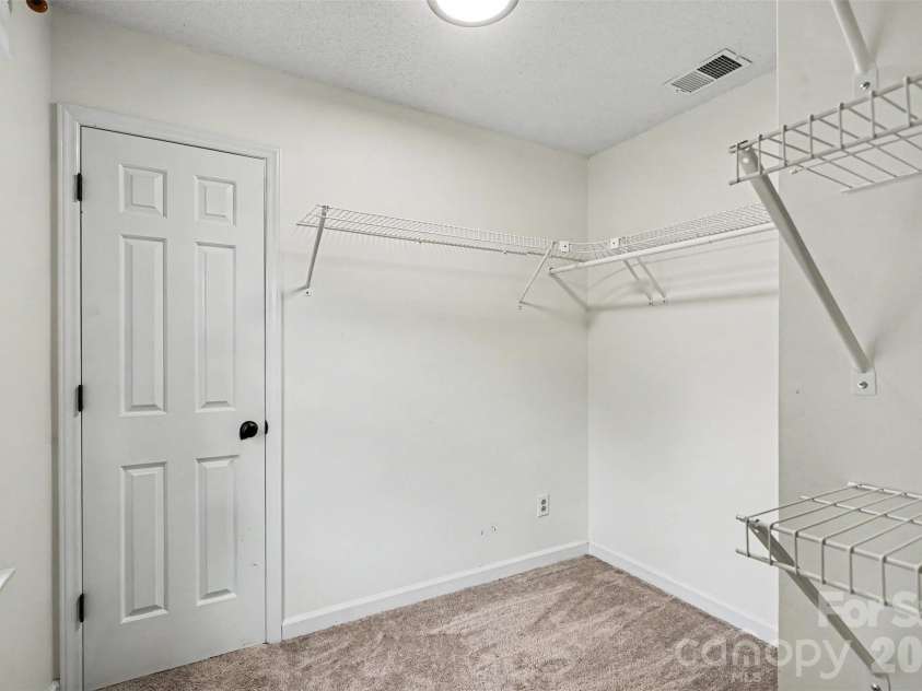 2816 Wilkshire Drive, Shelby, NC 28150.  MLS# CAR4386668, YatesRealty ID 25788. 