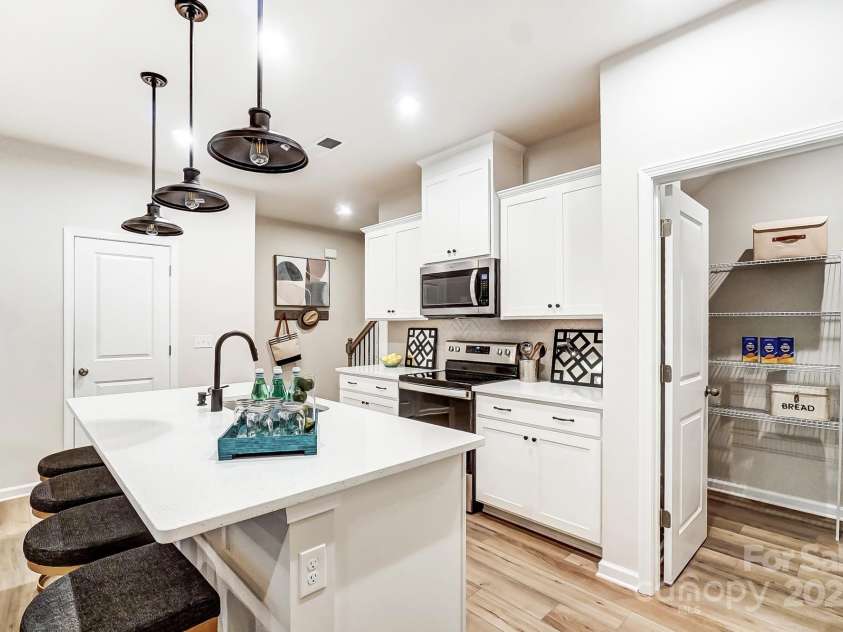 3908 Cheyney Park Drive, Charlotte, NC 28269.  MLS# CAR4281344, YatesRealty ID 25788. For representation purposes of floorplan only, actual homesite is under construction and design and structural options may vary