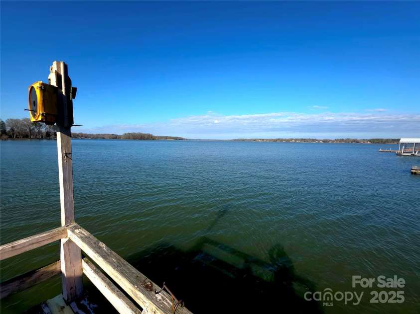 220 Yachtsman Drive, Salisbury, NC 28146.  MLS# CAR4331745, YatesRealty ID 2579. 