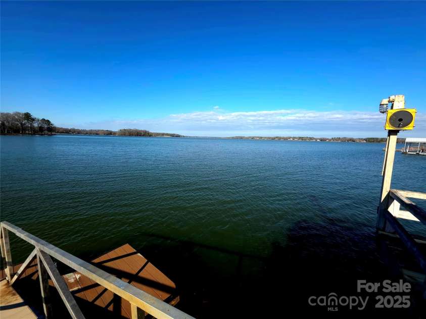 220 Yachtsman Drive, Salisbury, NC 28146.  MLS# CAR4331745, YatesRealty ID 2579. 