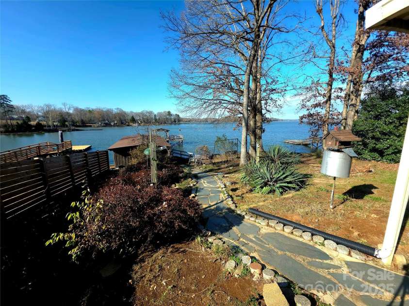 220 Yachtsman Drive, Salisbury, NC 28146.  MLS# CAR4331745, YatesRealty ID 2579. 