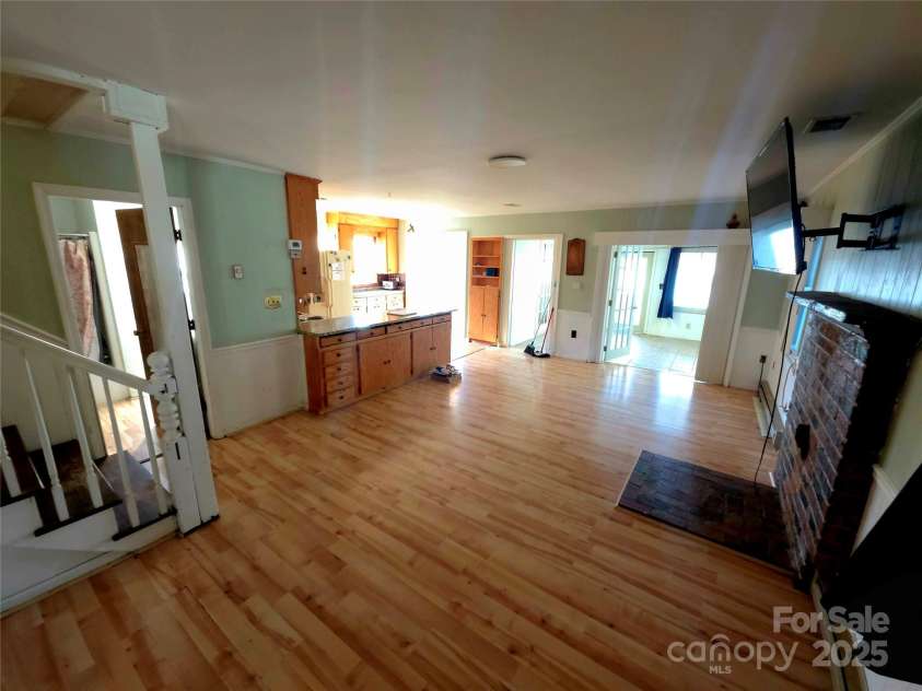 220 Yachtsman Drive, Salisbury, NC 28146.  MLS# CAR4331745, YatesRealty ID 2579. 