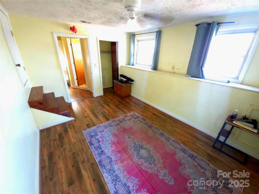 220 Yachtsman Drive, Salisbury, NC 28146.  MLS# CAR4331745, YatesRealty ID 2579. 