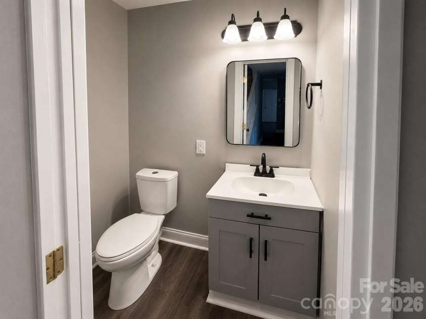 1115 Wilson W Lee Boulevard, Statesville, NC 28677.  MLS# CAR4386897, YatesRealty ID 25791. Half Bathroom