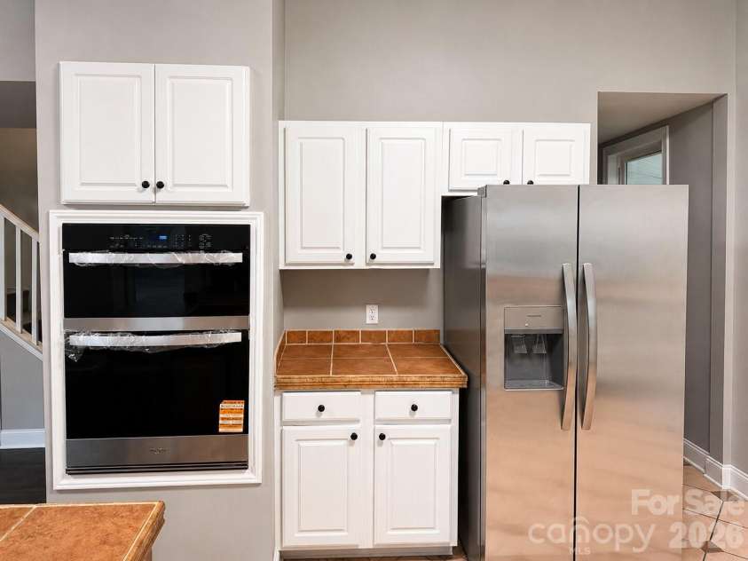 1115 Wilson W Lee Boulevard, Statesville, NC 28677.  MLS# CAR4386897, YatesRealty ID 25791. Kitchen Appliances