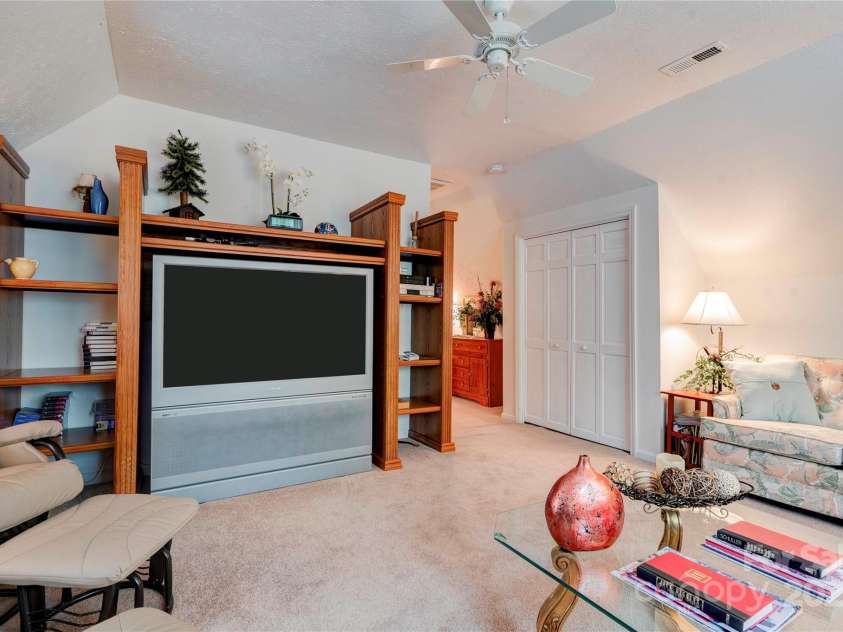 2606 Greenville Highway, Flat Rock, NC 28731.  MLS# CAR4281238, YatesRealty ID 25792. Bonus/Bedroom - upper level
