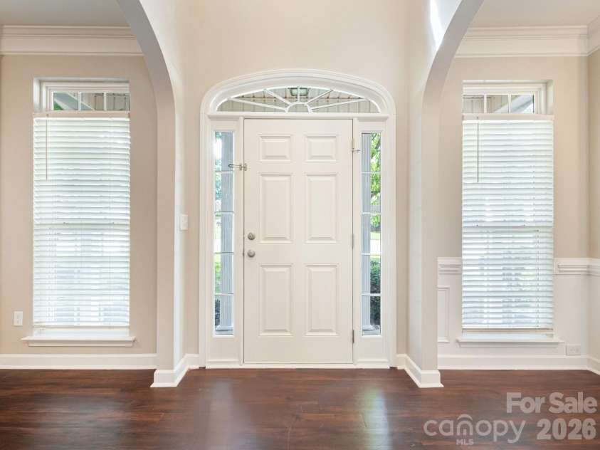 12102 Hampton Place Drive, Charlotte, NC 28269.  MLS# CAR4383452, YatesRealty ID 25793. 
