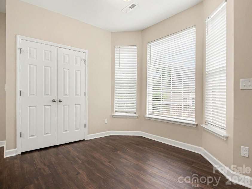 12102 Hampton Place Drive, Charlotte, NC 28269.  MLS# CAR4383452, YatesRealty ID 25793. 