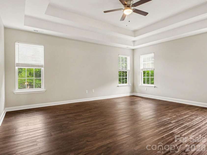 12102 Hampton Place Drive, Charlotte, NC 28269.  MLS# CAR4383452, YatesRealty ID 25793. 