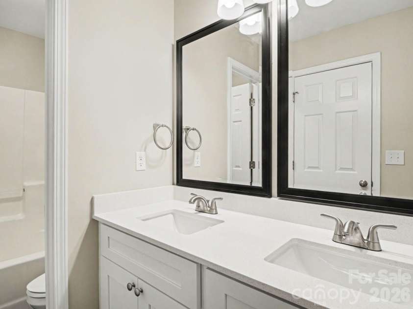 12102 Hampton Place Drive, Charlotte, NC 28269.  MLS# CAR4383452, YatesRealty ID 25793. 