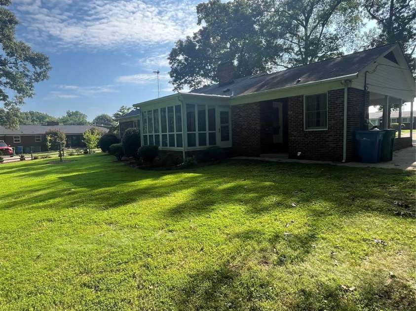 504 Mount Vernon Drive, Albemarle, NC 28001.  MLS# CAR4281461, YatesRealty ID 25793. 