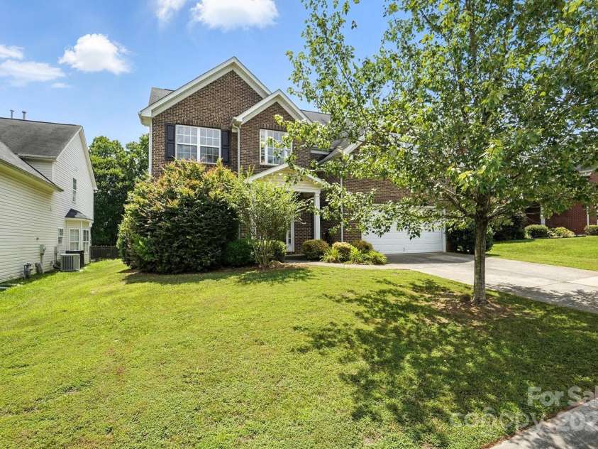 2620 Sierra Chase Drive, Monroe, NC 28112.  MLS# CAR4277895, YatesRealty ID 25797. 