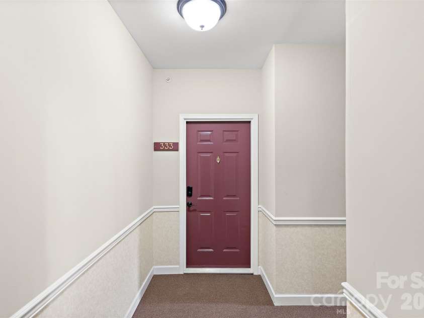 333 Westbend Drive, Charlotte, NC 28262.  MLS# CAR4386610, YatesRealty ID 25798. 