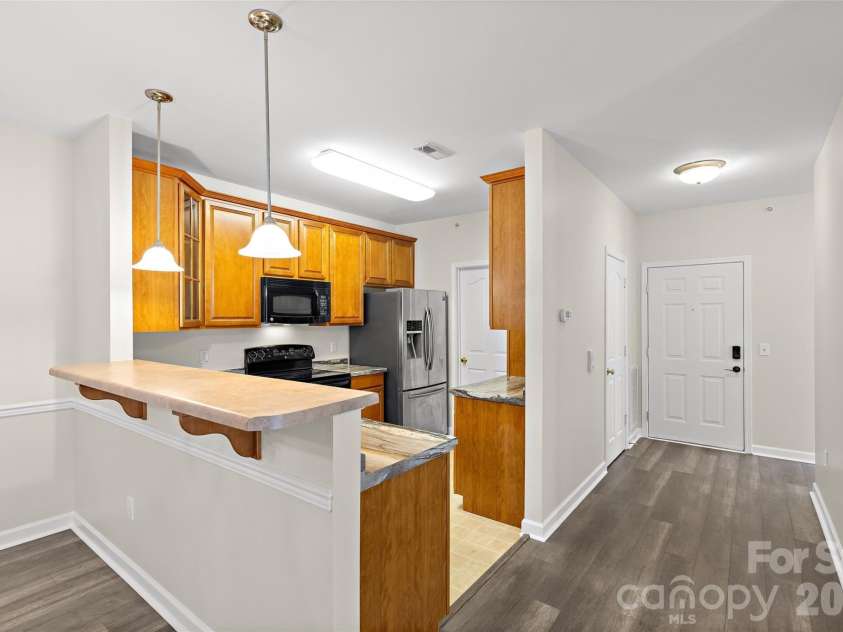 333 Westbend Drive, Charlotte, NC 28262.  MLS# CAR4386610, YatesRealty ID 25798. 