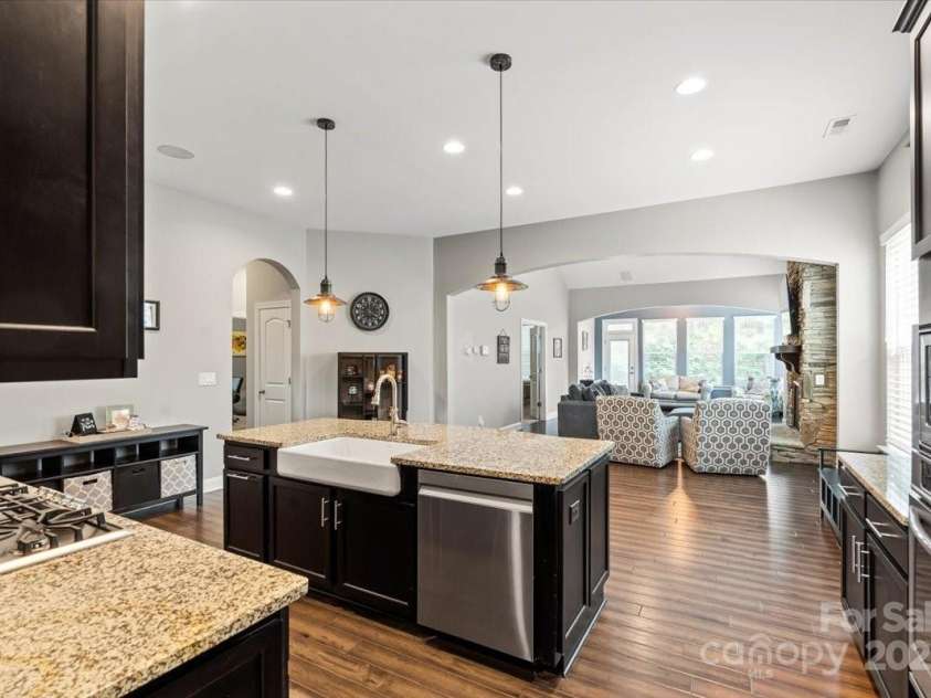 3024 Hereford Way, Lancaster, SC 29720.  MLS# CAR4277441, YatesRealty ID 25799. Kitchen