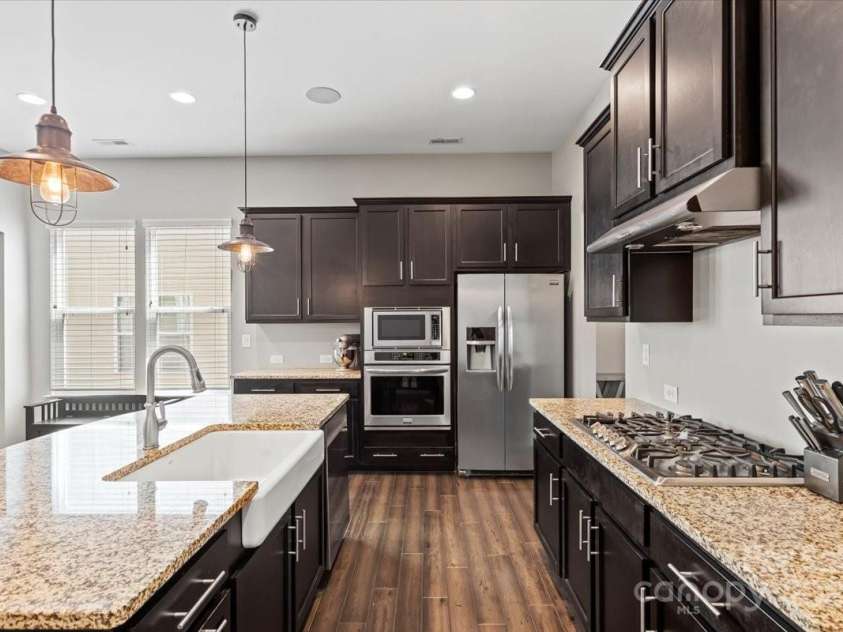3024 Hereford Way, Lancaster, SC 29720.  MLS# CAR4277441, YatesRealty ID 25799. Kitchen