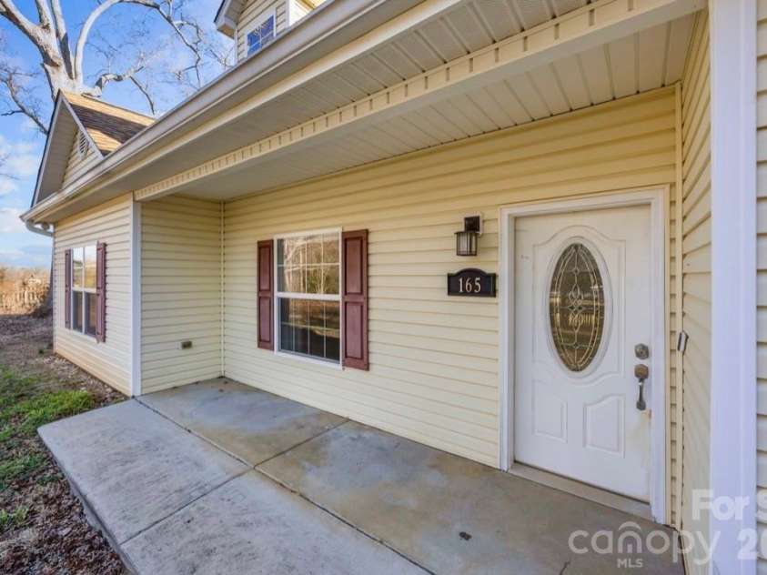 165 Franklin Church Drive, Salisbury, NC 28147.  MLS# CAR4346368, YatesRealty ID 2580. 