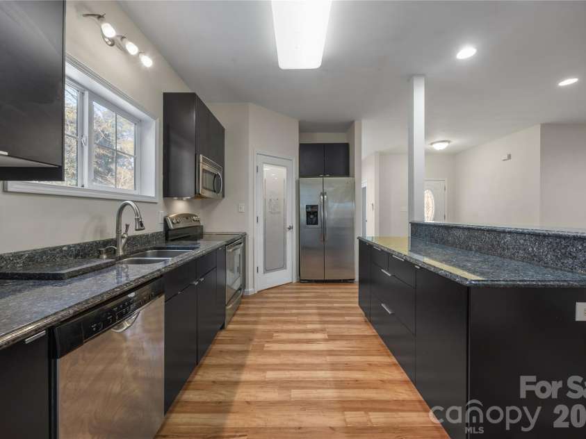 165 Franklin Church Drive, Salisbury, NC 28147.  MLS# CAR4346368, YatesRealty ID 2580. 