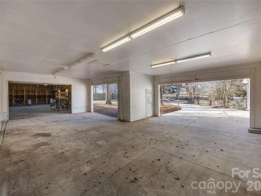 165 Franklin Church Drive, Salisbury, NC 28147.  MLS# CAR4346368, YatesRealty ID 2580. 
