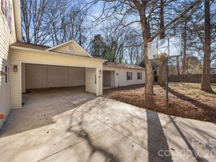 165 Franklin Church Drive, Salisbury, NC 28147.  MLS# CAR4346368, YatesRealty ID 2580. 