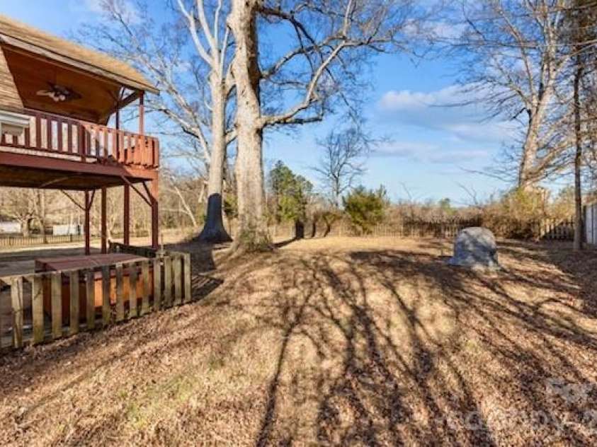 165 Franklin Church Drive, Salisbury, NC 28147.  MLS# CAR4346368, YatesRealty ID 2580. 