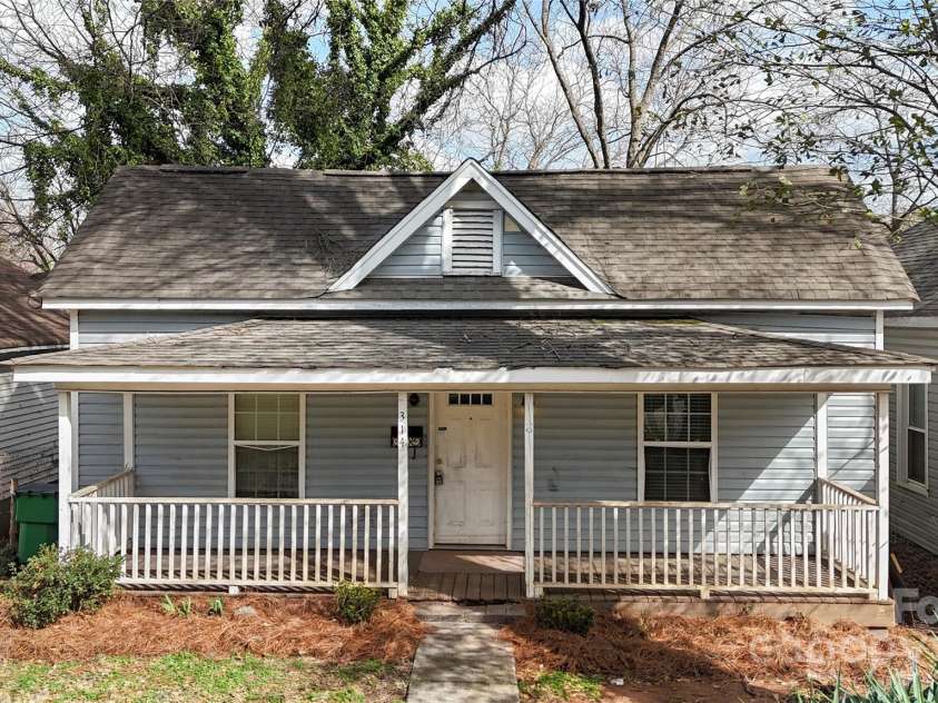 314 Flint Street, Charlotte, NC 28216.  MLS# CAR4231388, YatesRealty ID 2580. 