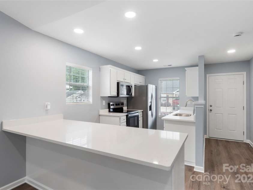 2045 Pin Oak Place, Cramerton, NC 28032.  MLS# CAR4268486, YatesRealty ID 25800. 