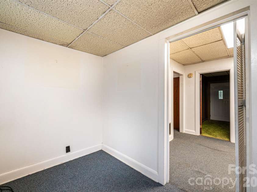 408 US Hwy 70A E Highway, Hildebran, NC 28637.  MLS# CAR4382969, YatesRealty ID 25800. Utility Room