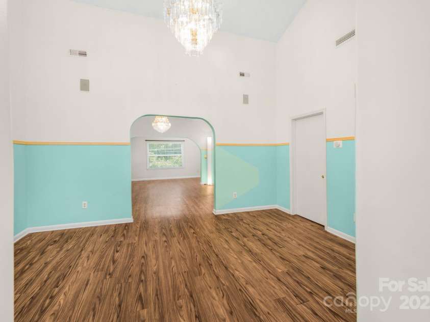 4200 Mineral Avenue, Winston Salem, NC 27105.  MLS# CAR4277026, YatesRealty ID 25801. 