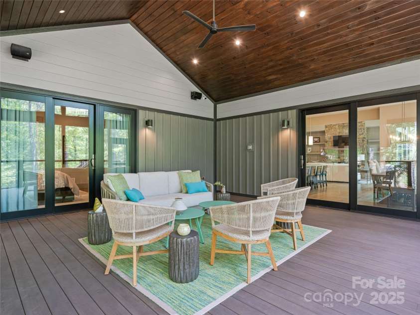 3 Nestlewood Drive, Arden, NC 28704.  MLS# CAR4272501, YatesRealty ID 25802. 