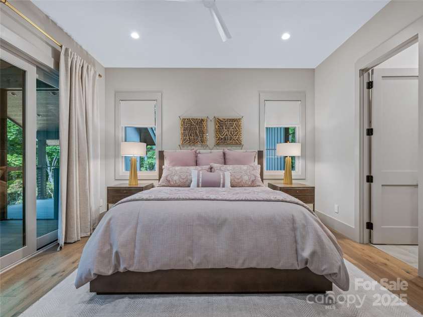 3 Nestlewood Drive, Arden, NC 28704.  MLS# CAR4272501, YatesRealty ID 25802. 