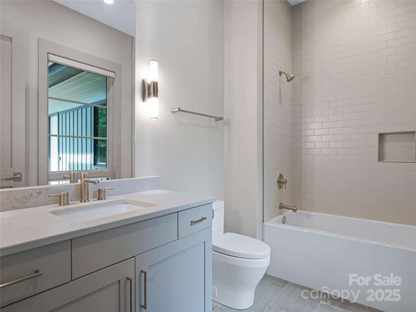 3 Nestlewood Drive, Arden, NC 28704.  MLS# CAR4272501, YatesRealty ID 25802. 