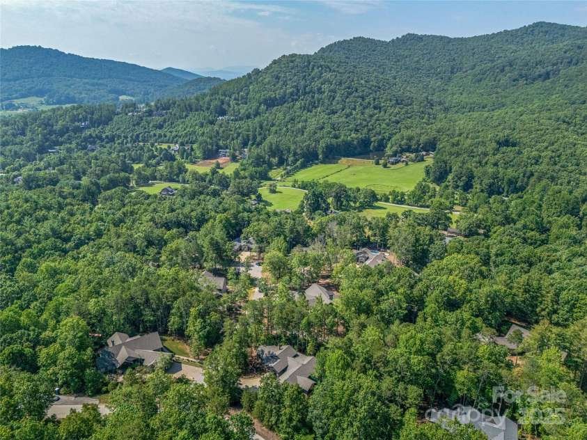 3 Nestlewood Drive, Arden, NC 28704.  MLS# CAR4272501, YatesRealty ID 25802. 